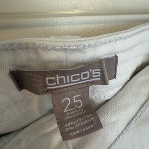 Chico's Crisp White Jeans Wide Leg Cropped Size 2.5